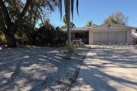 Villa ou maison à vendre à New Port Richey, Floride: 2 chambres, 153.1 m2 № 2141883 - photo 3