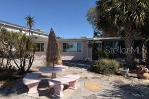 Villa ou maison à vendre à New Port Richey, Floride: 2 chambres, 153.1 m2 № 2141883 - photo 15