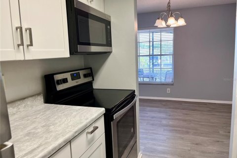 Condominio en venta en Palm Harbor, Florida, 1 dormitorio, 52.95 m2 № 1620376 - foto 6