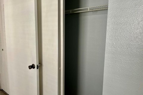 Condominio en venta en Palm Harbor, Florida, 1 dormitorio, 52.95 m2 № 1620376 - foto 18