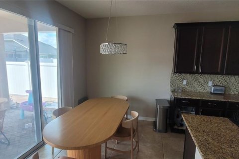 House in Orlando, Florida 3 bedrooms, 226.31 sq.m. № 1687802 - photo 15