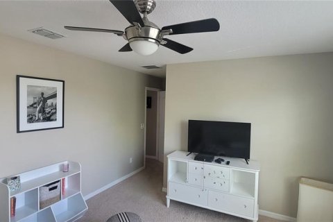 House in Orlando, Florida 3 bedrooms, 226.31 sq.m. № 1687802 - photo 5