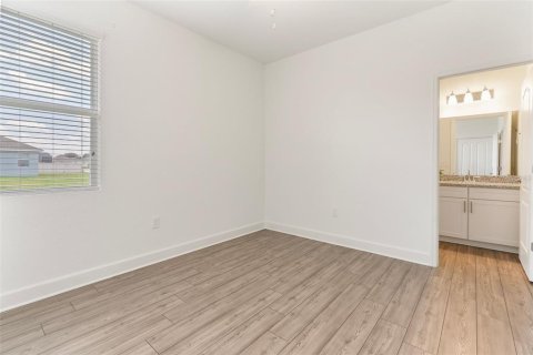 Casa en venta en Winter Haven, Florida, 4 dormitorios, 336.21 m2 № 1546239 - foto 29