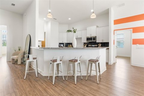 Casa en venta en Winter Haven, Florida, 4 dormitorios, 336.21 m2 № 1546239 - foto 17