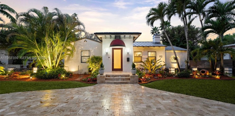 House in Miami Shores, Florida 3 bedrooms, 196.58 sq.m. № 2023891