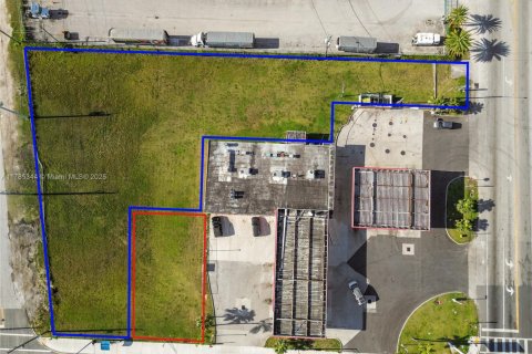 Propiedad comercial en venta en Florida City, Florida № 1862203 - foto 3