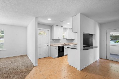 House in Groveland, Florida 3 bedrooms, 125.98 sq.m. № 1884091 - photo 26
