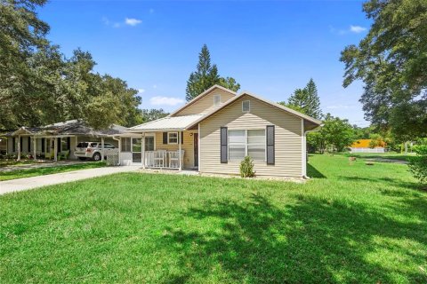 House in Groveland, Florida 3 bedrooms, 125.98 sq.m. № 1884091 - photo 2