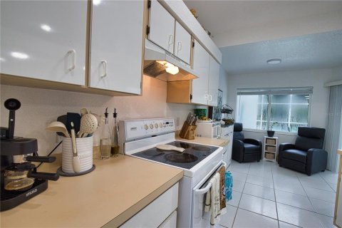 Villa ou maison à vendre à Port Charlotte, Floride: 4 chambres, 178.74 m2 № 2402954 - photo 17
