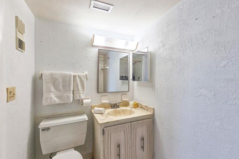 Купить кондоминиум в Порт-Оранж, Флорида 6 комнат, 114.18м2, № 1509293 - фото 17