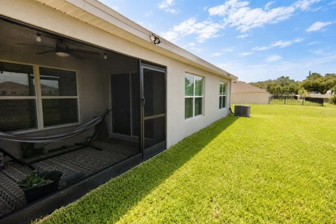 Villa ou maison à vendre à Zephyrhills, Floride: 3 chambres, 157 m2 № 2317281 - photo 18