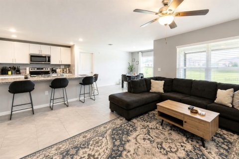 Villa ou maison à vendre à Zephyrhills, Floride: 3 chambres, 157 m2 № 2317281 - photo 6