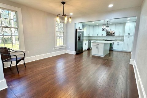 Casa en venta en Leesburg, Florida, 4 dormitorios, 247.58 m2 № 1820739 - foto 6