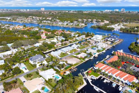 House in Palm Beach Gardens, Florida 138.52 sq.m. № 1867381 - photo 14