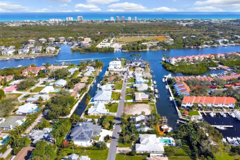 House in Palm Beach Gardens, Florida 138.52 sq.m. № 1867381 - photo 16