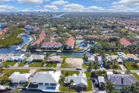 House in Palm Beach Gardens, Florida 138.52 sq.m. № 1867381 - photo 2