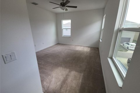 Casa en venta en Davenport, Florida, 5 dormitorios, 174.38 m2 № 1785975 - foto 18