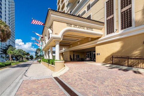 Condominio en venta en Fort Lauderdale, Florida, 1 dormitorio, 65.5 m2 № 732817 - foto 1