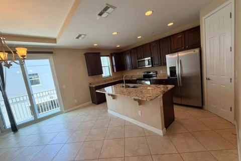 Touwnhouse à vendre à Lake Mary, Floride: 3 chambres, 182.27 m2 № 2156226 - photo 4