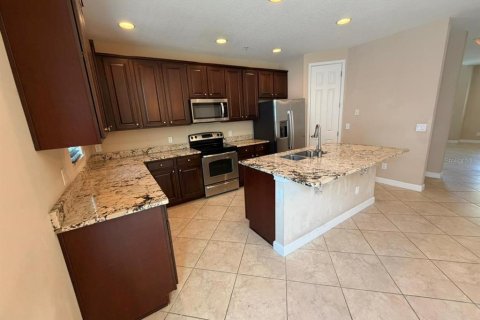 Touwnhouse à vendre à Lake Mary, Floride: 3 chambres, 182.27 m2 № 2156226 - photo 5