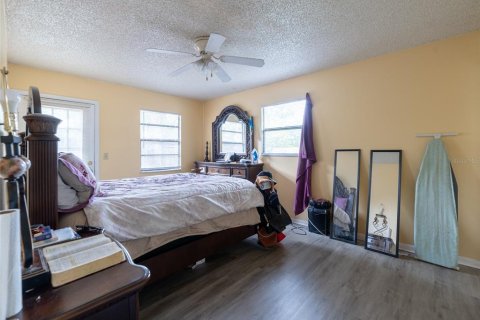 Commercial property in Lakeland, Florida 4 bedrooms, 182.83 sq.m. № 1787799 - photo 10