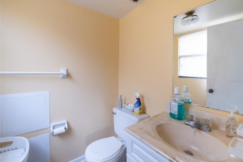 Commercial property in Lakeland, Florida 4 bedrooms, 182.83 sq.m. № 1787799 - photo 12