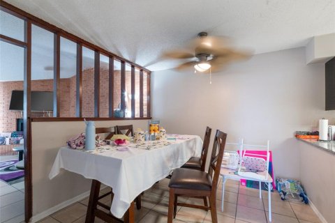 Commercial property in Lakeland, Florida 4 bedrooms, 182.83 sq.m. № 1787799 - photo 20