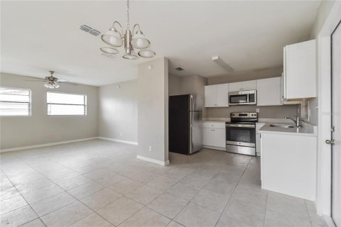 Casa en alquiler en Orlando, Florida, 3 dormitorios, 116.31 m2 № 1842051 - foto 5