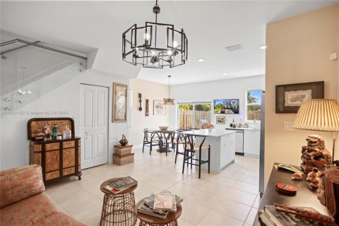 Купить виллу или дом в Майами, Флорида 3 спальни, 123.37м2, № 1964969 - фото 16