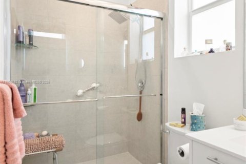 Купить виллу или дом в Майами, Флорида 3 спальни, 123.37м2, № 1964969 - фото 6