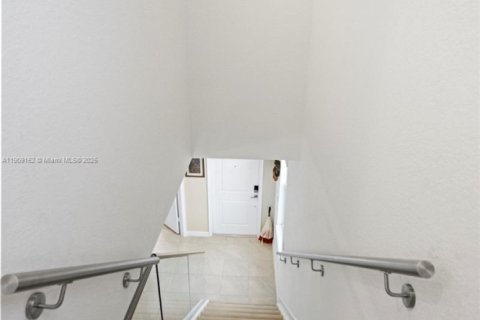 Купить виллу или дом в Майами, Флорида 3 спальни, 123.37м2, № 1964969 - фото 7