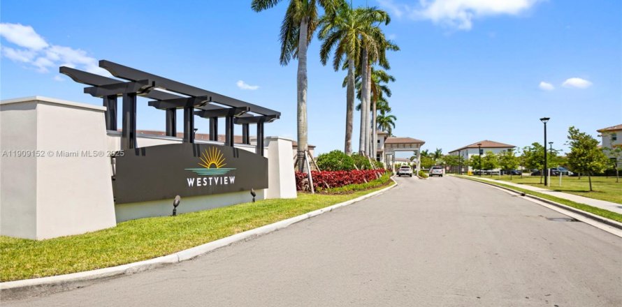 Дом в Майами, Флорида 3 спальни, 123.37м2 № 1964969