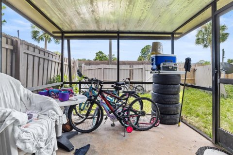 Townhouse in Winter Garden, Florida 3 bedrooms, 91.42 sq.m. № 1822582 - photo 25