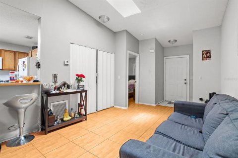 Townhouse in Winter Garden, Florida 3 bedrooms, 91.42 sq.m. № 1822582 - photo 8