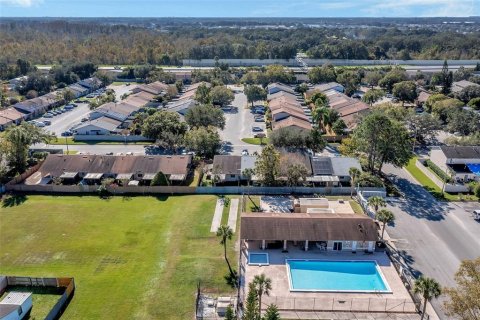 Townhouse in Winter Garden, Florida 3 bedrooms, 91.42 sq.m. № 1822582 - photo 21