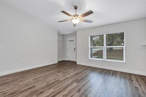 Casa en venta en Citrus Springs, Florida, 3 dormitorios, 134.71 m2 № 2227063 - foto 4