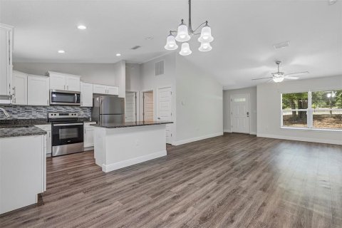 Casa en venta en Citrus Springs, Florida, 3 dormitorios, 134.71 m2 № 2227063 - foto 7