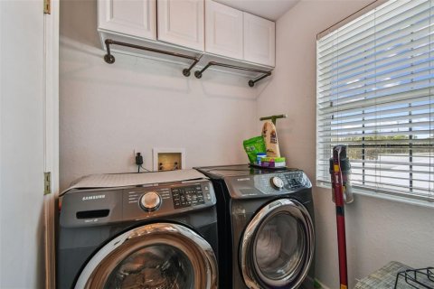 House in Redington Beach, Florida 3 bedrooms, 98.1 sq.m. № 1883251 - photo 20