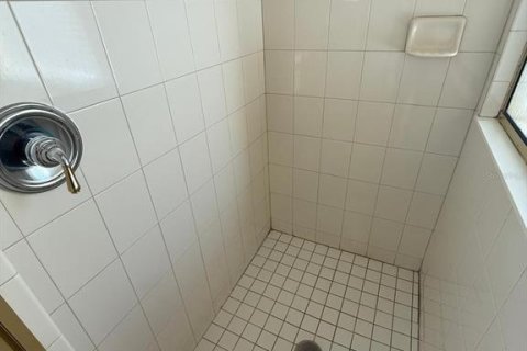 Villa ou maison à louer à Tavares, Floride: 3 chambres, 161.74 m2 № 2102895 - photo 30