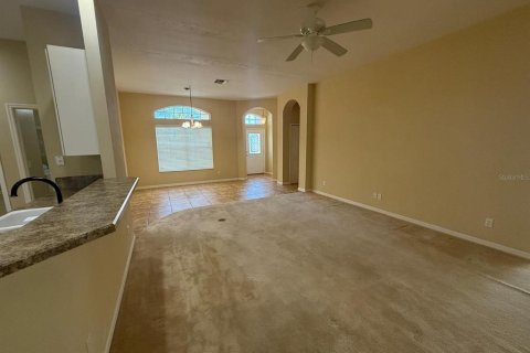 Villa ou maison à louer à Tavares, Floride: 3 chambres, 161.74 m2 № 2102895 - photo 8