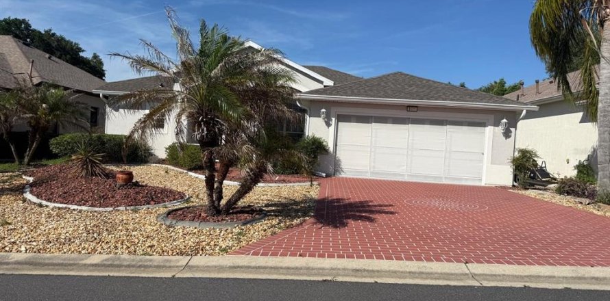 Villa ou maison à Tavares, Floride 3 chambres, 161.74 m2 № 2102895