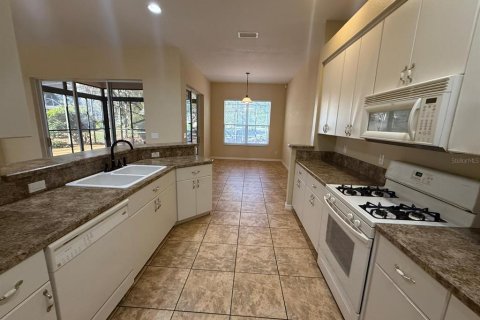 Villa ou maison à louer à Tavares, Floride: 3 chambres, 161.74 m2 № 2102895 - photo 2