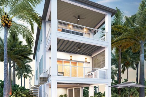 House in Marathon, Florida 5 bedrooms, 279.73 sq.m. № 1958752 - photo 2