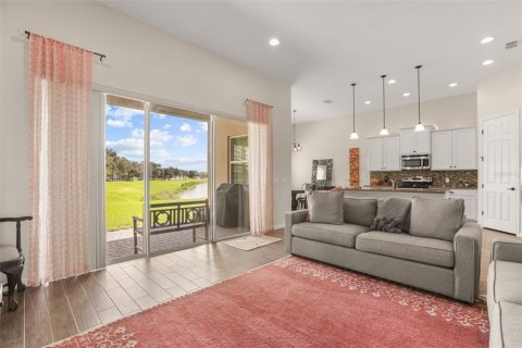 Casa en venta en Kissimmee, Florida, 4 dormitorios, 222.97 m2 № 2383726 - foto 10