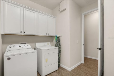 Casa en venta en Kissimmee, Florida, 4 dormitorios, 222.97 m2 № 2383726 - foto 21
