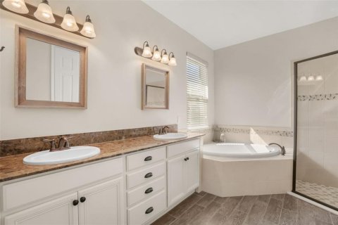 Casa en venta en Kissimmee, Florida, 4 dormitorios, 222.97 m2 № 2383726 - foto 25