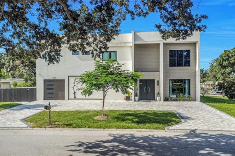 Villa ou maison à Clearwater, Floride 3 chambres, 294.13 m2 № 2202518