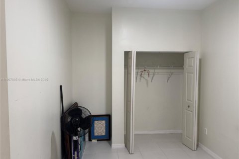 Villa ou maison à vendre à Miami, Floride: 4 chambres, 181.07 m2 № 1967724 - photo 19