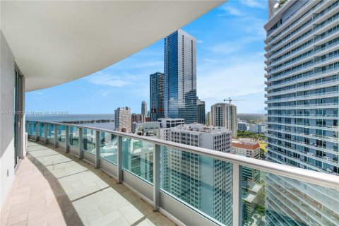 Купить кондоминиум в Майами, Флорида 4 спальни, 317.26м2, № 1958807 - фото 14