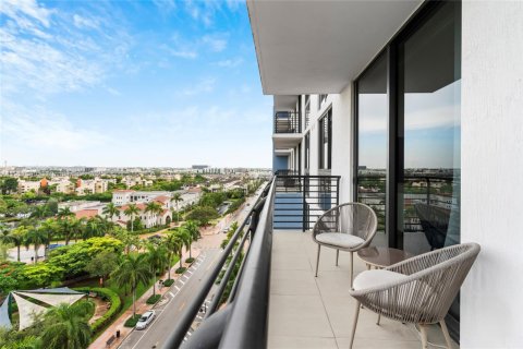 Condo in Doral, Florida, 2 bedrooms  № 1973529 - photo 3